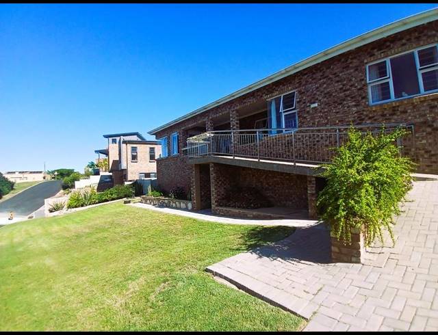 3 BEDROOM HOUSE FOR SALE IN STILBAAI-WES
